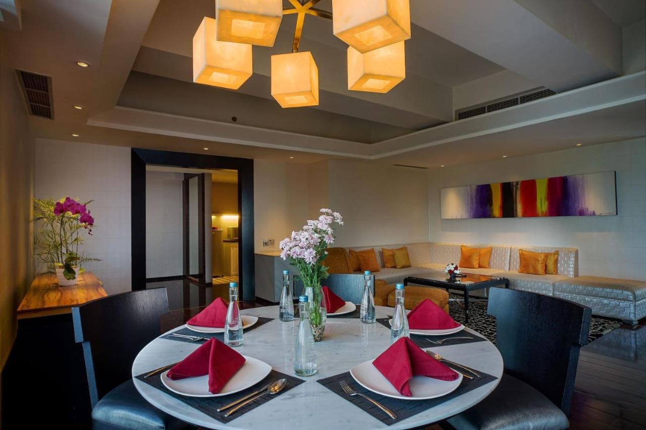 Artotel Ts Suites Surabaya Exterior photo